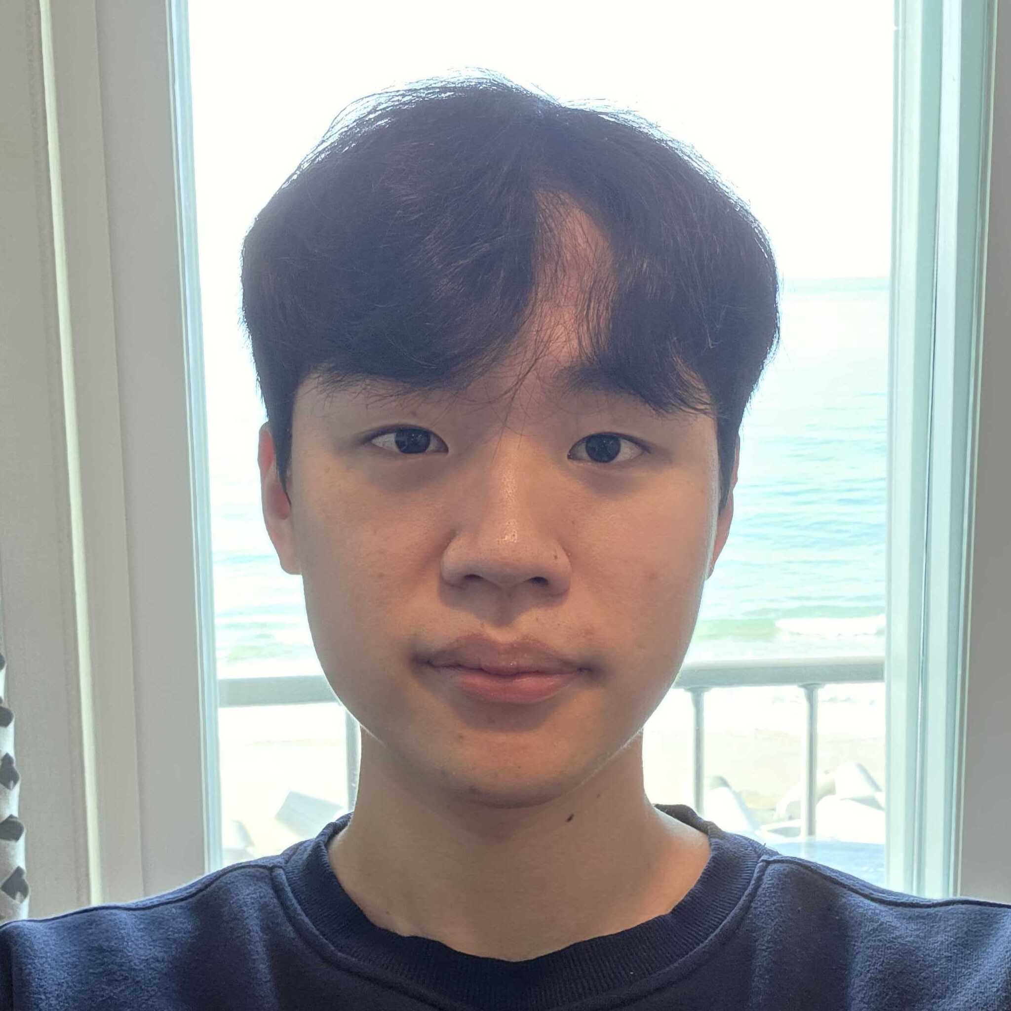 Kyungryeol Lee